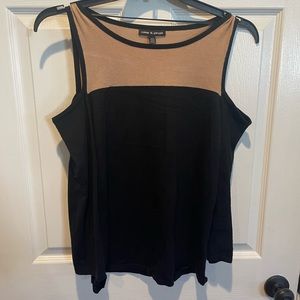 Cable & Gauge dress shirt Medium.  Long sleeve with shoulders out